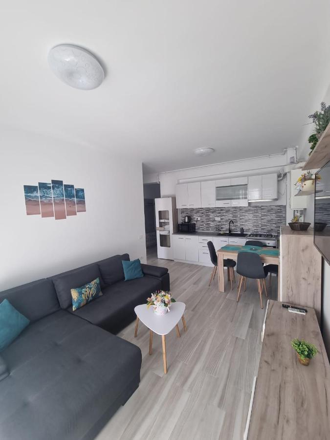 Апартаменты Apartament Mivali Нэводари Экстерьер фото